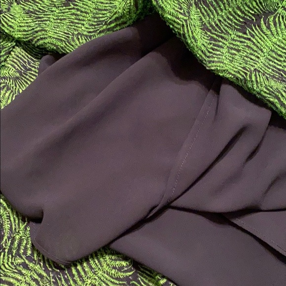 Michael Kors (like new) halter dress. Size 10 - Picture 5 of 8